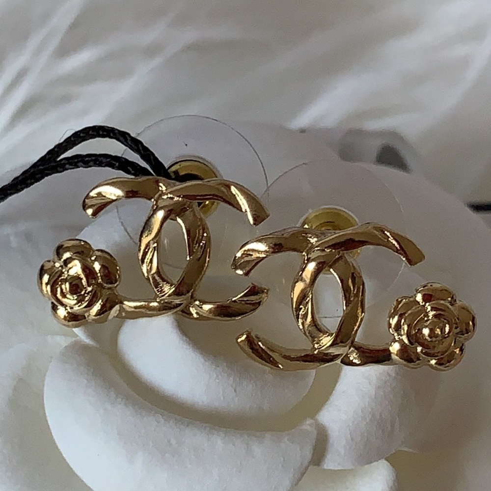 Chanel CC Earrings Camellia